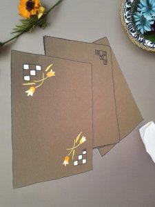 Cut work Table mat 8 & serviettes 8