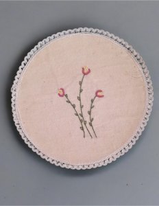 Table mat hand made  ( 12 item )