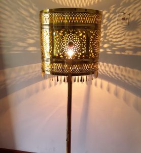 Hand made Brassware lamp large (adjestable )
