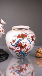 Japanese Cherry Blossom Flower Vase
