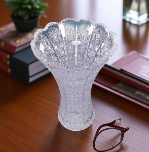 Crystal Glass Flower Vase.