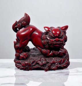 Vintage Red Resin Protective Chinese Foo Dog Statue