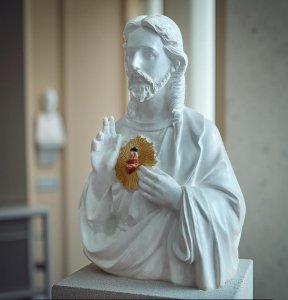 White Statues of The Sacred Heart of Jesus